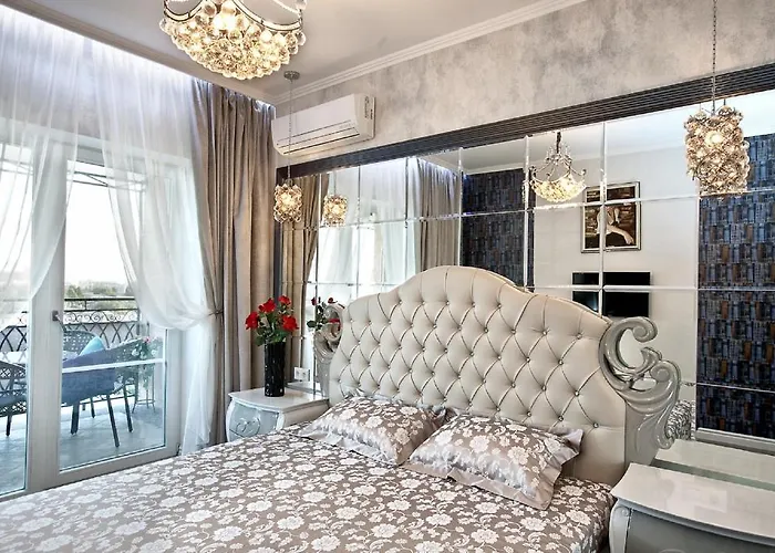 & Beatles Apartman *