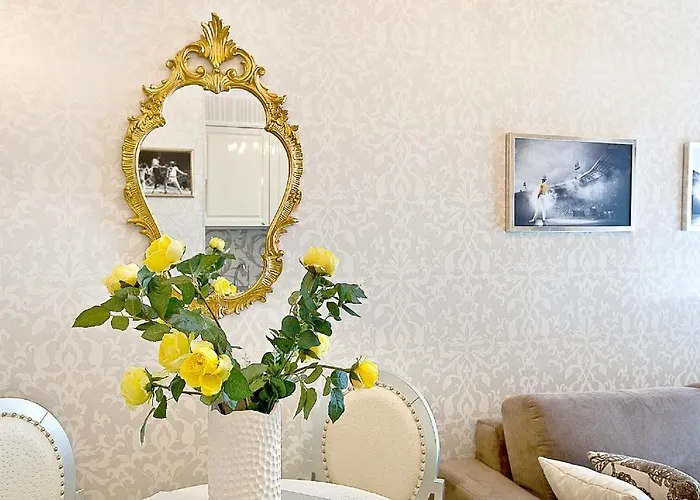 & Beatles * Οδησσός