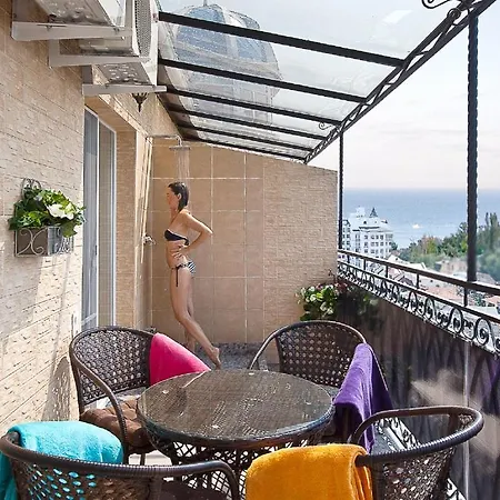 & Beatles Apartment Odesa