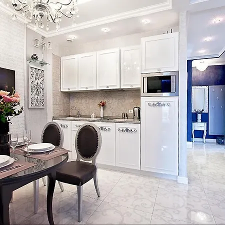 Apartment & Beatles